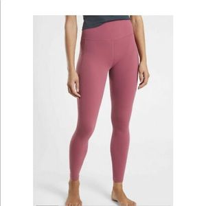 Athleta Salutation Stash Pocket II Tight